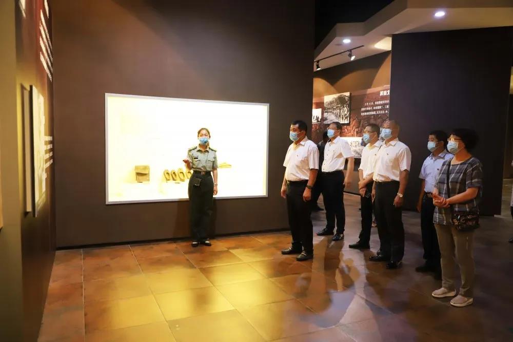 錘煉黨性踐初心 獻禮建黨99周年 —長田實業(yè)黨支部開展系列慶?；顒?/></p><p style=